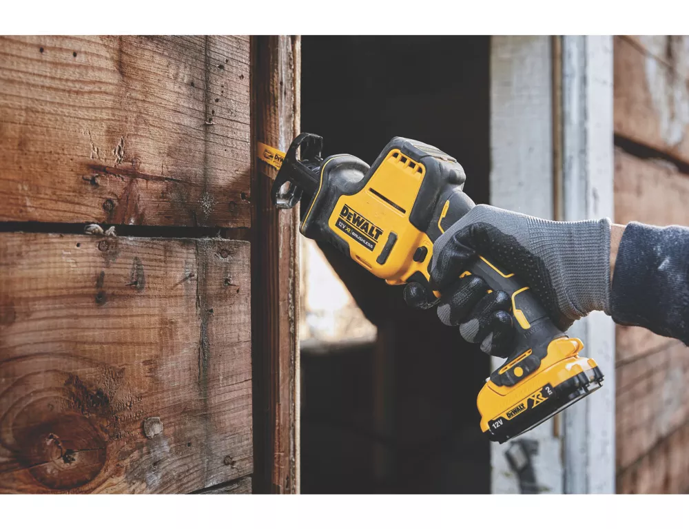 DeWalt DCS312D2-GB 12V 2 X 2.0Ah Li-Ion XR Brushless Cordless Compact Reciprocating Saw 7 DeWalt DCS312D2-GB 12V 2 X 2.0Ah Li-Ion XR Brushless Cordless Compact Reciprocating Saw - Image 5