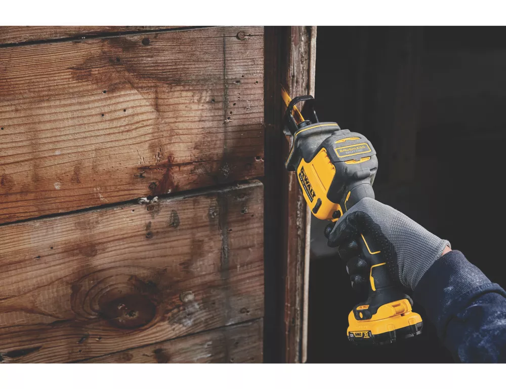 DeWalt DCS312D2-GB 12V 2 X 2.0Ah Li-Ion XR Brushless Cordless Compact Reciprocating Saw 9 DeWalt DCS312D2-GB 12V 2 X 2.0Ah Li-Ion XR Brushless Cordless Compact Reciprocating Saw - Image 7