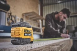 DeWalt DWHT38127-9 8m Tape Measure Set 2 Pack -Premium Tools 129PV A3