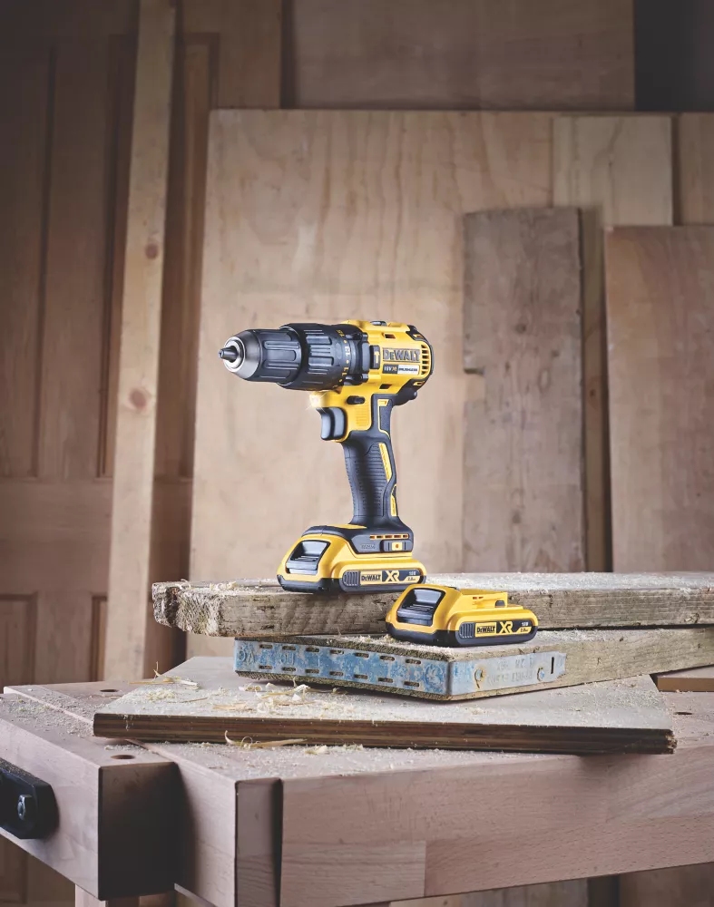 DeWalt DCD778D2T-SFGB 18V 2 X 2.0Ah Li-Ion XR Brushless Cordless Combi Drill 4 DeWalt DCD778D2T-SFGB 18V 2 X 2.0Ah Li-Ion XR Brushless Cordless Combi Drill - Image 2