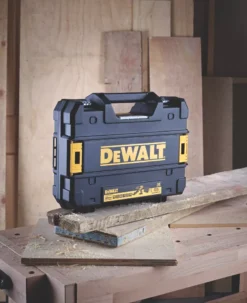 DeWalt DCD778D2T-SFGB 18V 2 X 2.0Ah Li-Ion XR Brushless Cordless Combi Drill 9 DeWalt DCD778D2T-SFGB 18V 2 X 2.0Ah Li-Ion XR Brushless Cordless Combi Drill -Premium Tools 268FX A2
