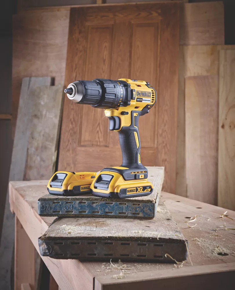 DeWalt DCD778D2T-SFGB 18V 2 X 2.0Ah Li-Ion XR Brushless Cordless Combi Drill 7 DeWalt DCD778D2T-SFGB 18V 2 X 2.0Ah Li-Ion XR Brushless Cordless Combi Drill - Image 5