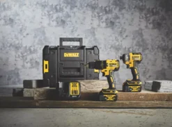 DeWalt DCK2060M2T-SFGB 18V 2 X 4.0Ah Li-Ion XR Brushless Cordless Twin Pack -Premium Tools 362JT A4