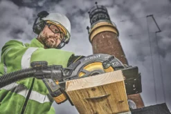 DeWalt DCS578X2-GB 190mm 54V 2 X 9.0Ah Li-Ion XR FlexVolt Brushless Cordless Circular Saw -Premium Tools 382KY A4