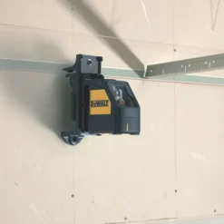 DeWalt DW088K-XJ Red Self-Levelling Cross-Line Laser Level -Premium Tools 38474 A6