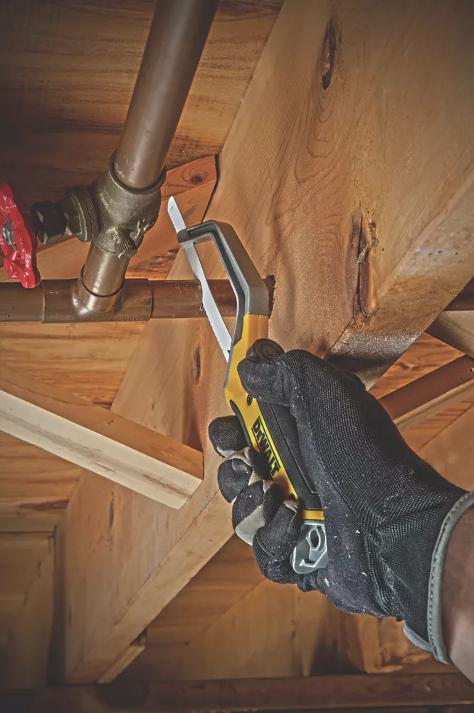 DeWalt 20tpi Metal/Plastic Mini Hacksaw 12" (300mm) 6 DeWalt 20tpi Metal/Plastic Mini Hacksaw 12" (300mm) - Image 4