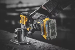DeWalt DCD805E2T-GB 18V 2 X 1.7Ah Li-Ion PowerStack Brushless Cordless Combi Drill -Premium Tools 569VV A7
