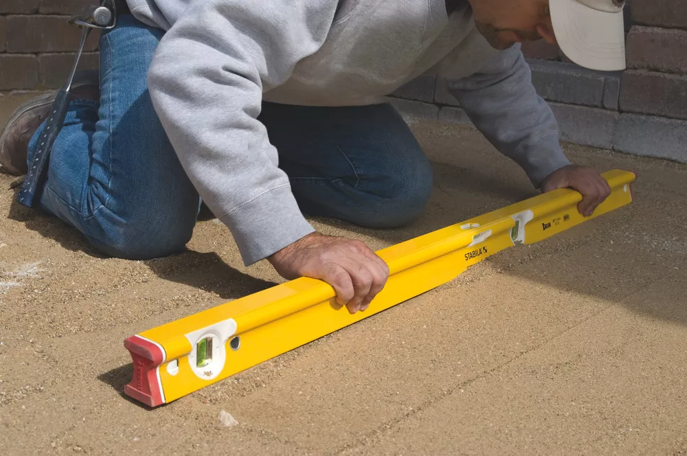 Stabila R-Type Spirit Level 48" (122cm) 6 Stabila R-Type Spirit Level 48" (122cm) - Image 4