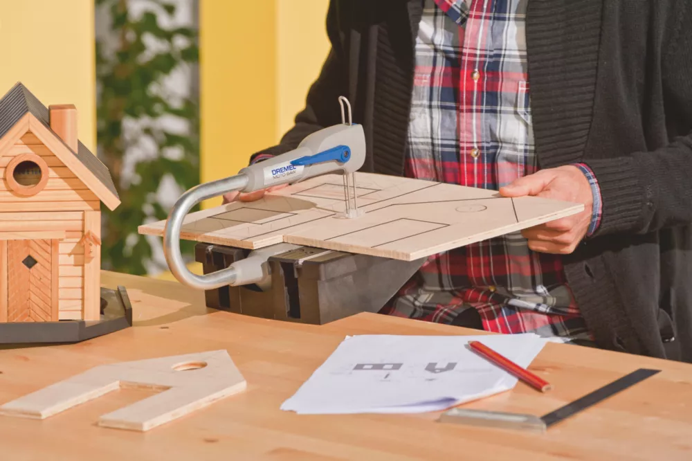 Dremel Moto-Saw 4mm Electric Compact Scroll Saw With Detachable Fretsaw 240V 9 Dremel Moto-Saw 4mm Electric Compact Scroll Saw With Detachable Fretsaw 240V - Image 7