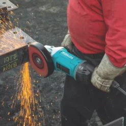 Makita GA7070X1/1 2200W 7" Electric Angle Grinder 110V -Premium Tools 859RF A7