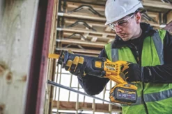 DeWalt DCS389T2-GB 54V 2 X 6.0Ah Li-Ion XR FlexVolt Brushless Cordless Reciprocating Saw 12 DeWalt DCS389T2-GB 54V 2 X 6.0Ah Li-Ion XR FlexVolt Brushless Cordless Reciprocating Saw -Premium Tools 928KY A4