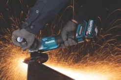Makita GA013GD202 40V 2 X 2.5Ah Li-Ion XGT 5" Brushless Cordless Angle Grinder Kit -Premium Tools 968VV A5